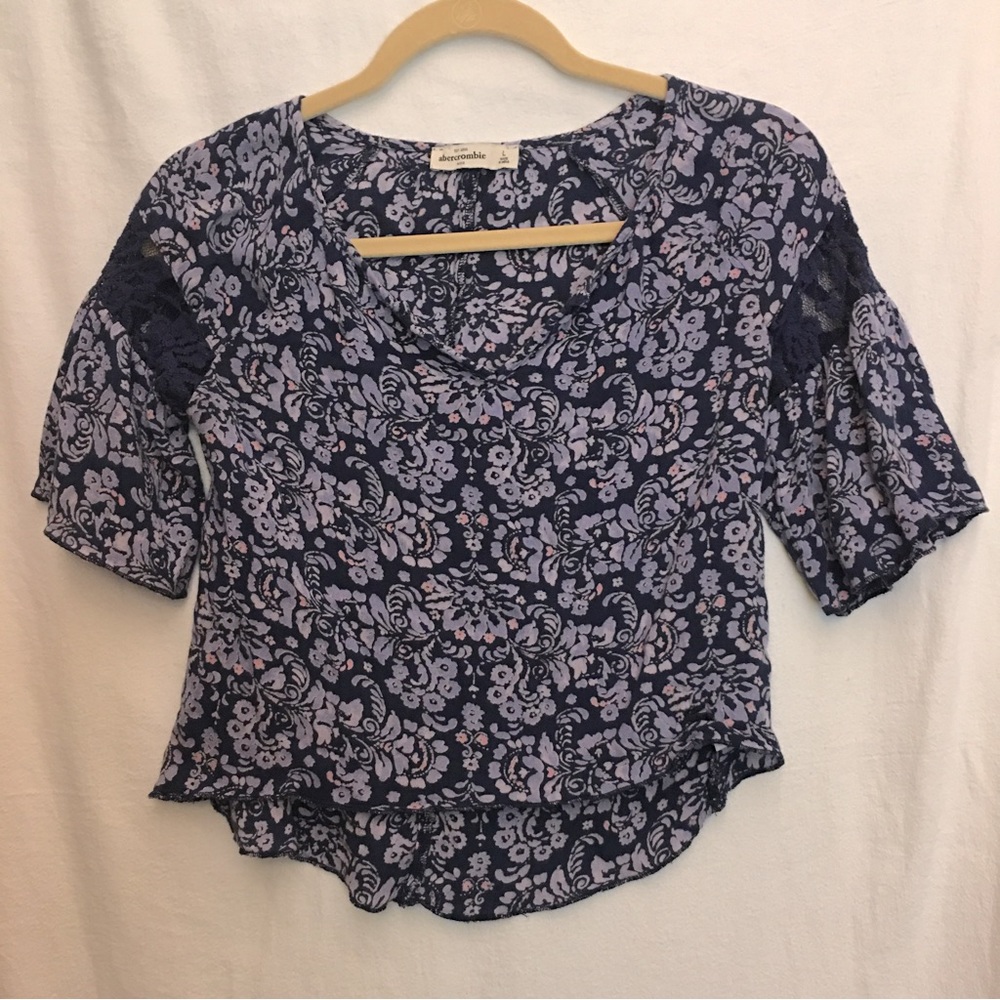 💙Abercrombie Kids girls Sz Large 3/4 sleeve high/low blousy crop with lace